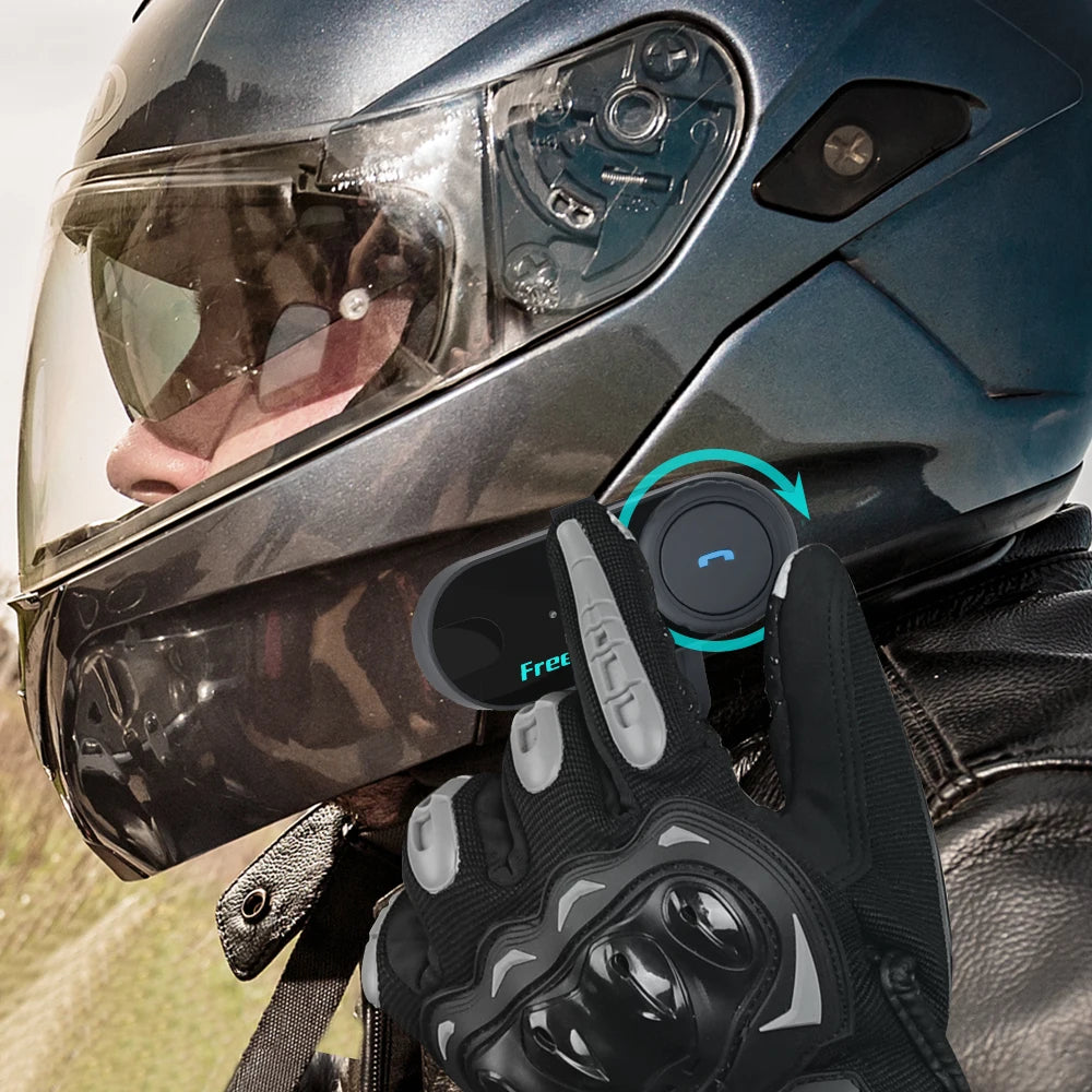 Freedconn Helmet Bluetooth Headset Group Motorcycle Intercom Headphones FM Music Share Intercomunicador up to 6 Riders T Com VB