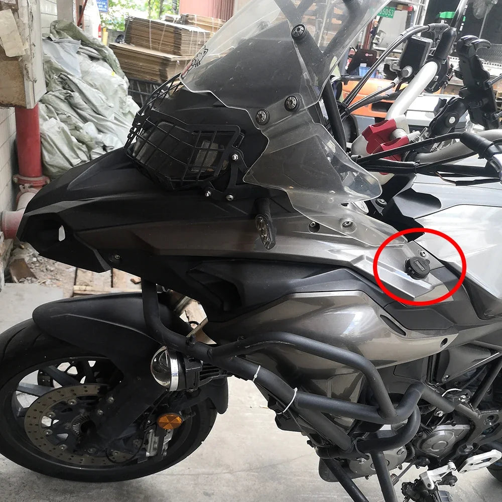 Motorcycle Accessories For Benelli TRK502 TRK502X TRK 502 X TRK 502X Dual USB Quick Charger Adapter Type C Power Plug Socket