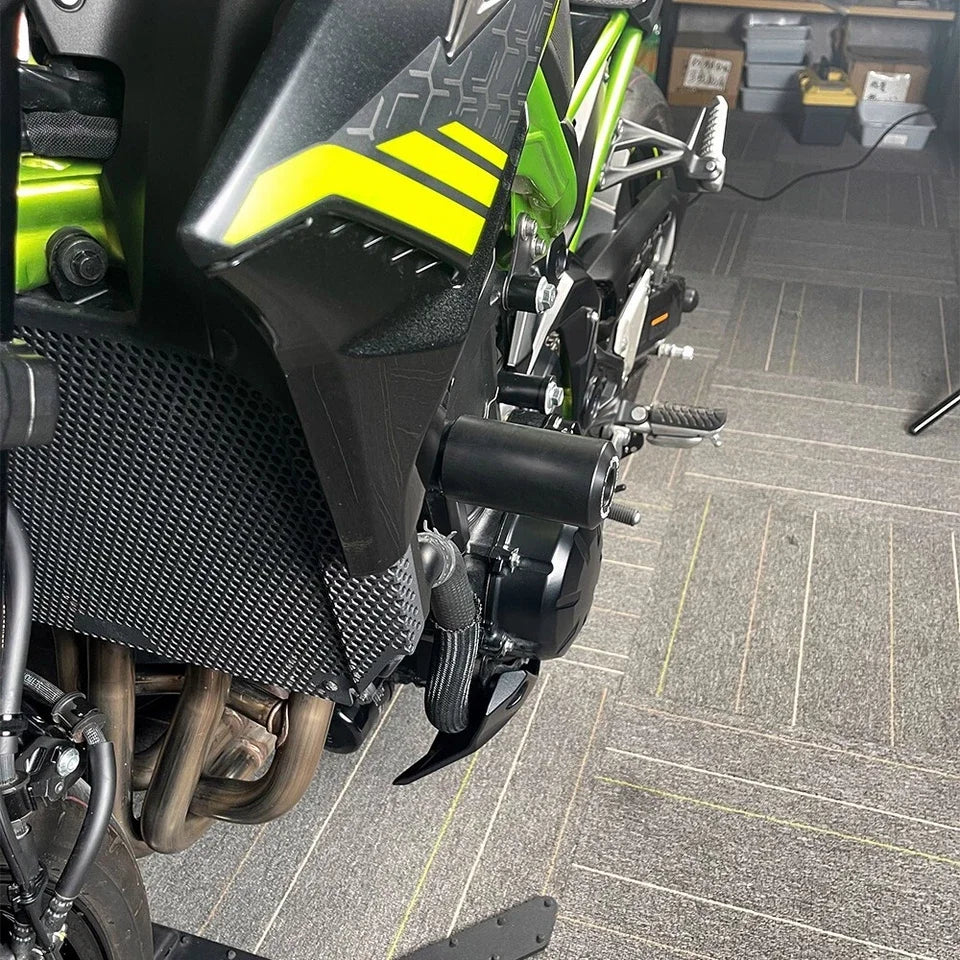 Frame Slider Crash Protector for KAWASAKI Z900 Z900RS Z900RS SE Engine Crash Pad Falling Protection Motorcycle Accessories