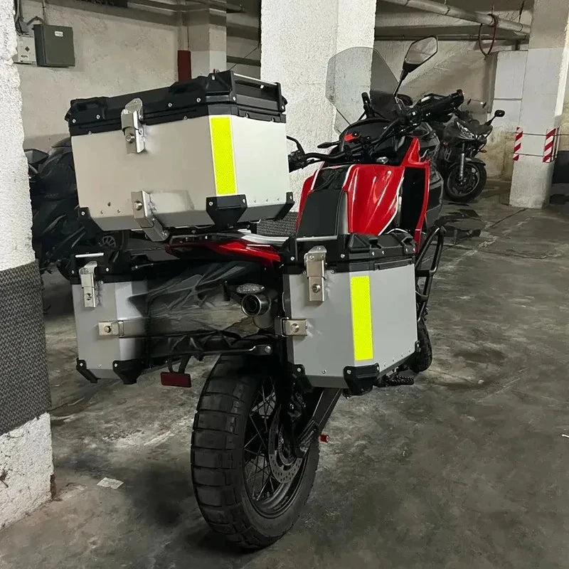 Factory Hot Selling Aluminum Motorcycle Side Box 35L 38L Lock Lage Storage Boxes Universal